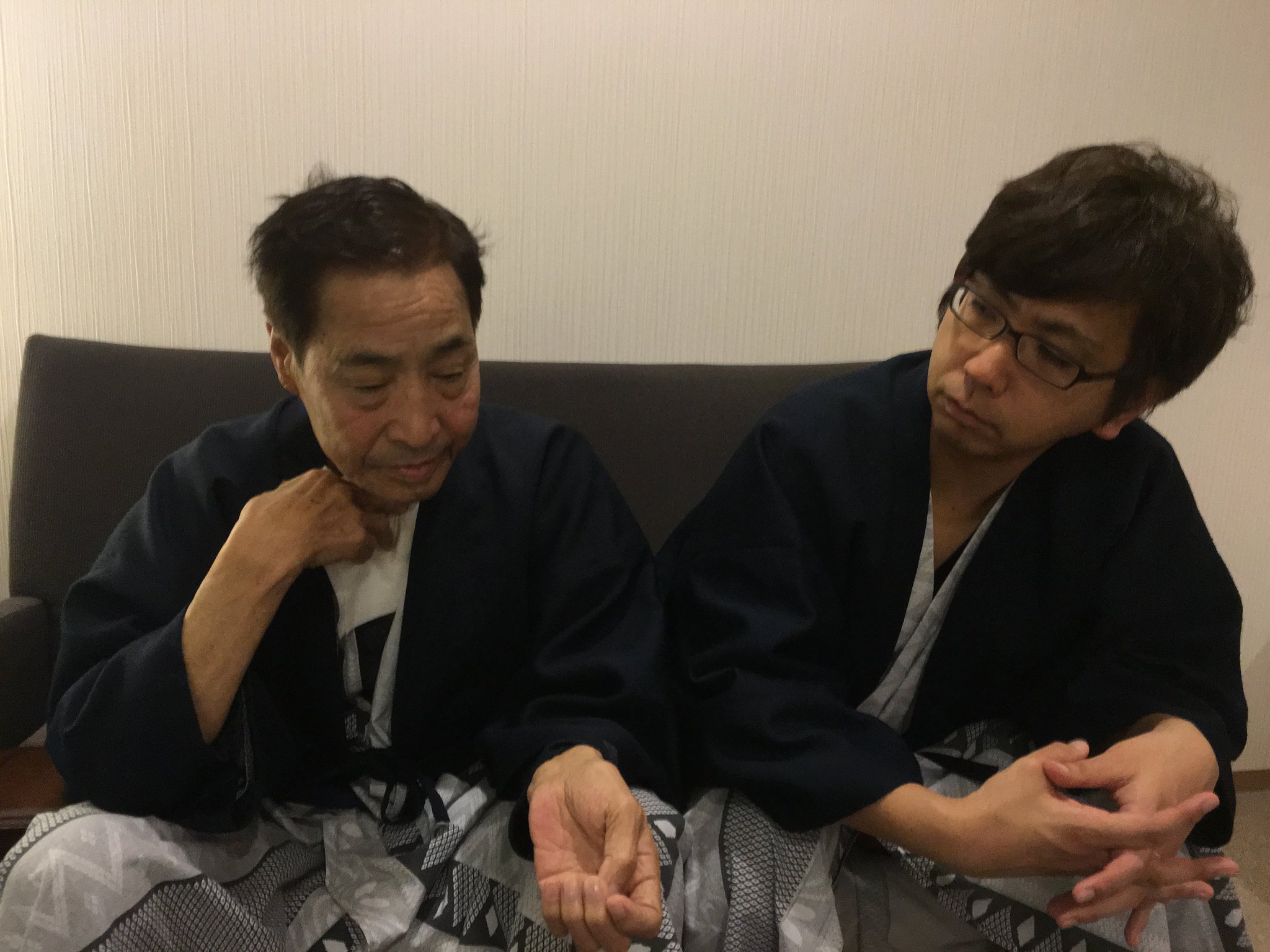 Mr.ハタは深いため息とともに、「子供を産むのは簡単だけど、育てるのは簡単じゃない。」(1年前の英語版ツイートを元に再現しています) https://t.co/aiw3fIoWDx